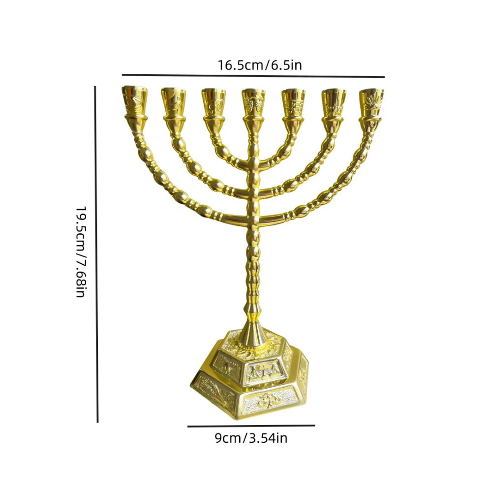 יחידה אחת של מנורת חנוכה דתית, פמוט 7 קנים מסגסוגת אבץ מוזהבת עם בסיס משושה מובלט, קישוט מזכרת לתצוגה על מזבח יהודי